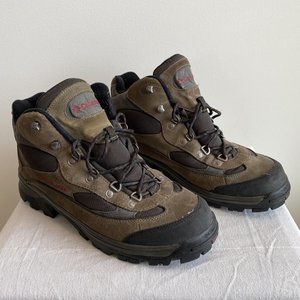 Columbia Razor Ridge Mid Hiking Boots
